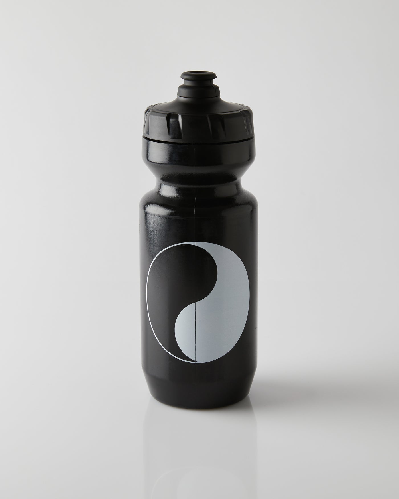 FINGERSCROSSED Bidon Bottle Yin and Yang Black