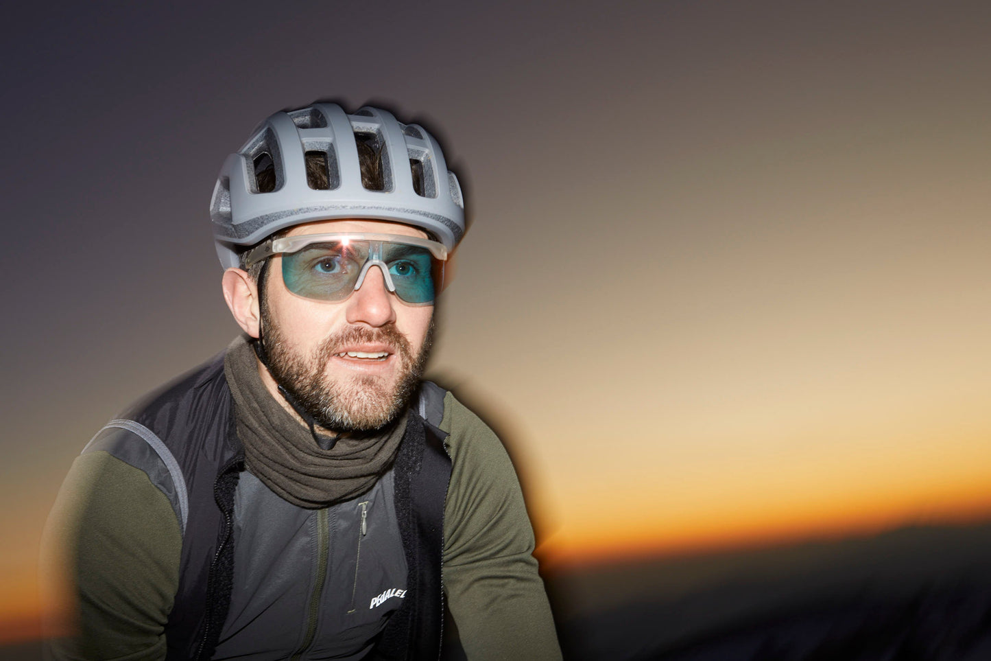 Aveo V3DO™ Lens Photochromic Iridescent