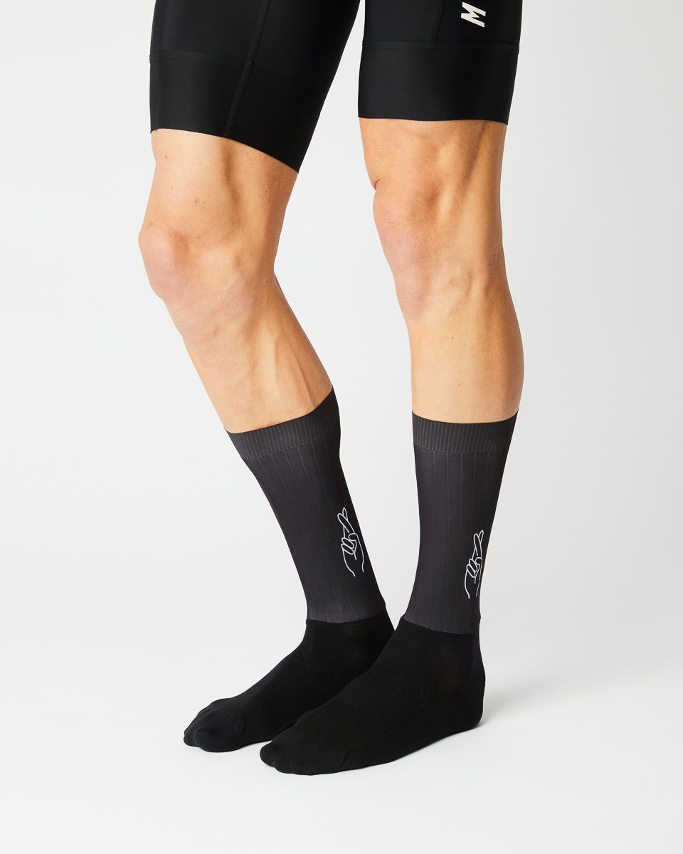 FINGERSCROSSED Aero Logo Socks Black