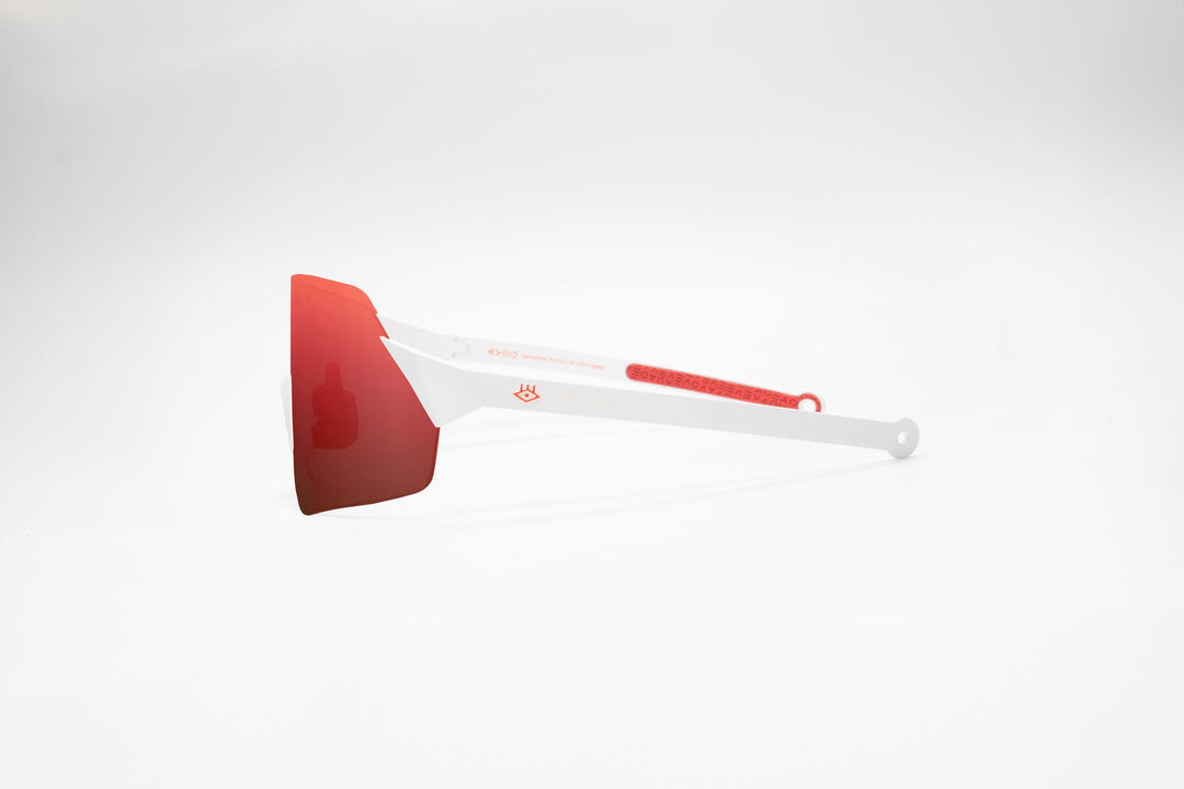 Aveo Cornea White