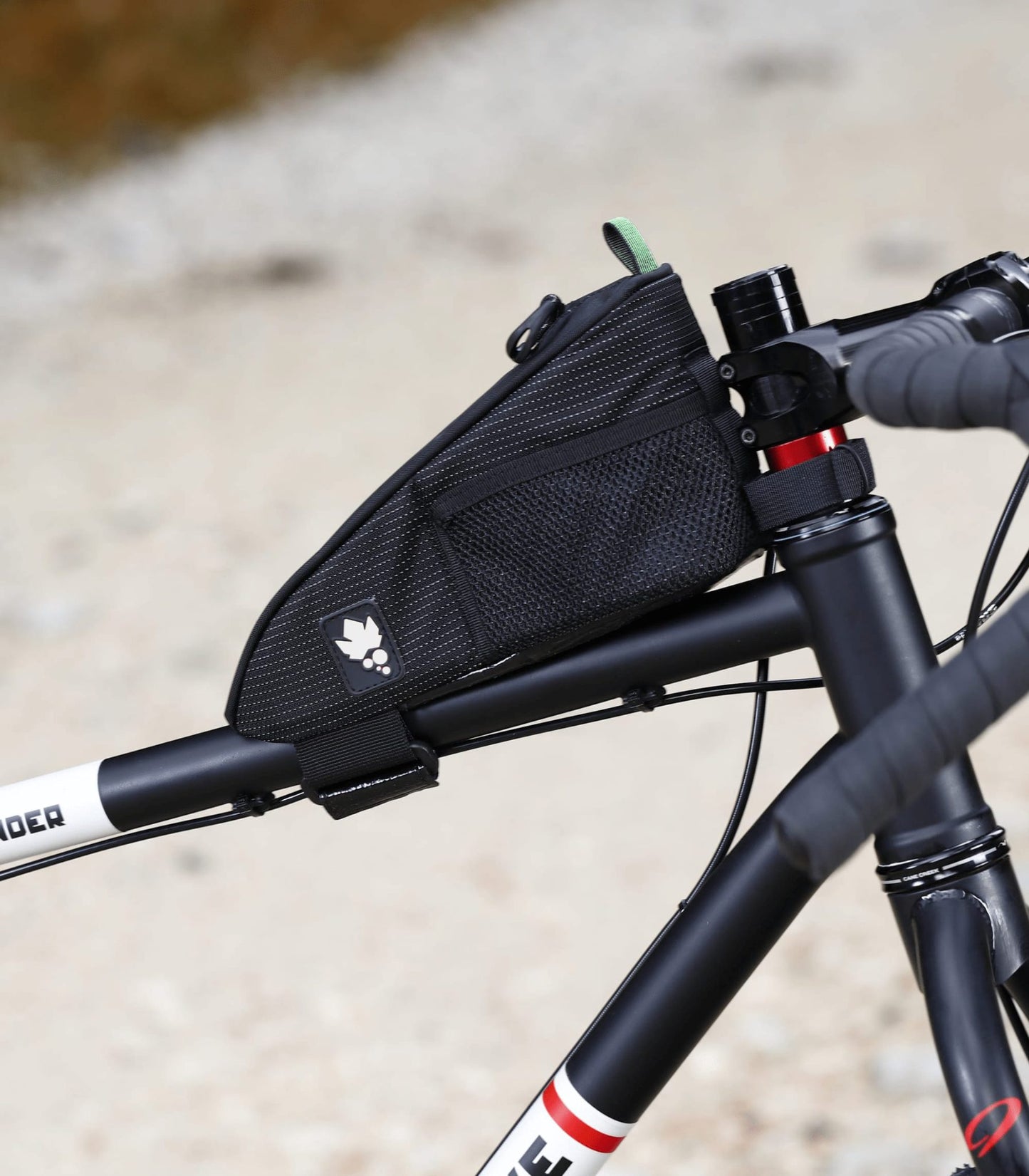 Miss Grape Node Adventure Top Tube Bag Black