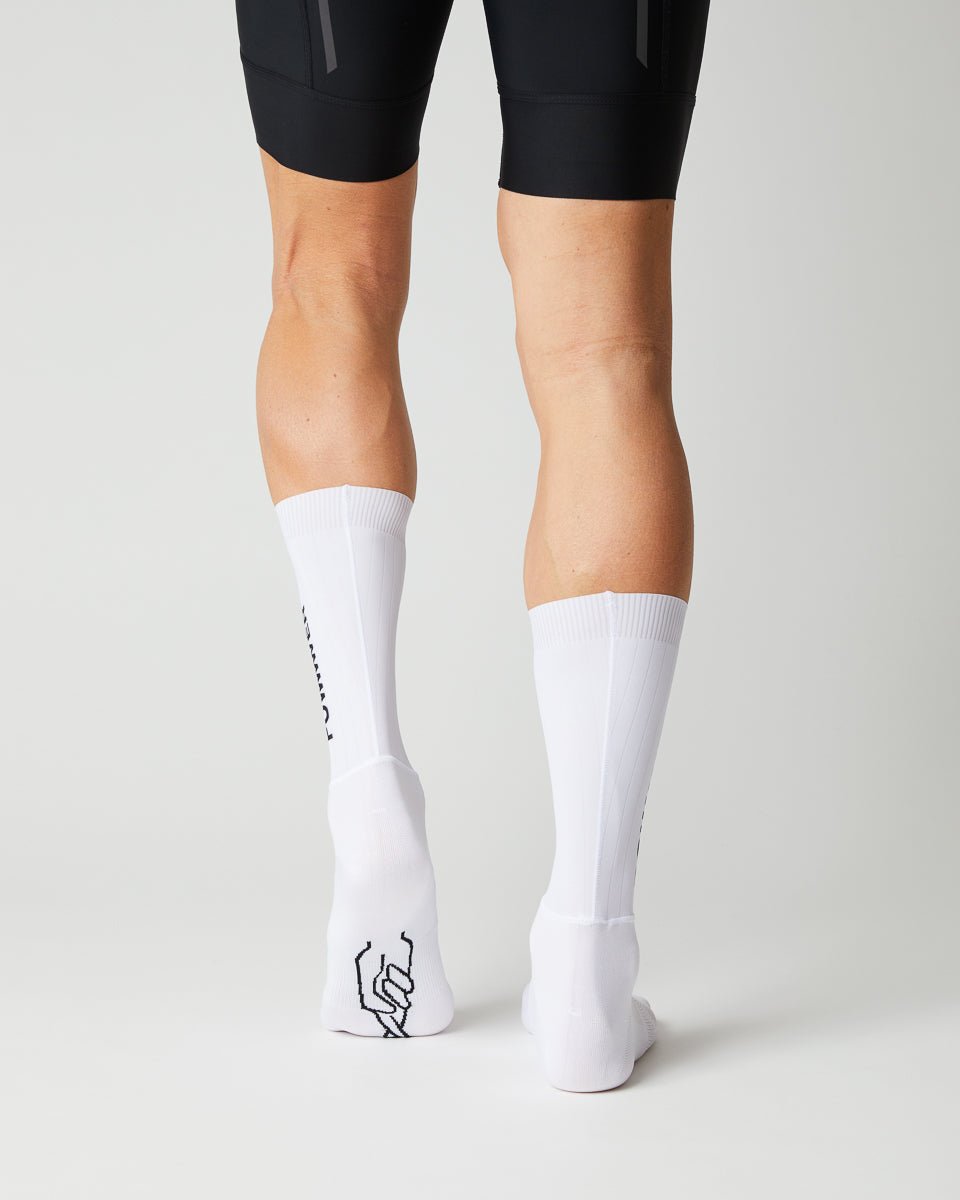 Fingerscrossed Aero Powwwwer Socks White
